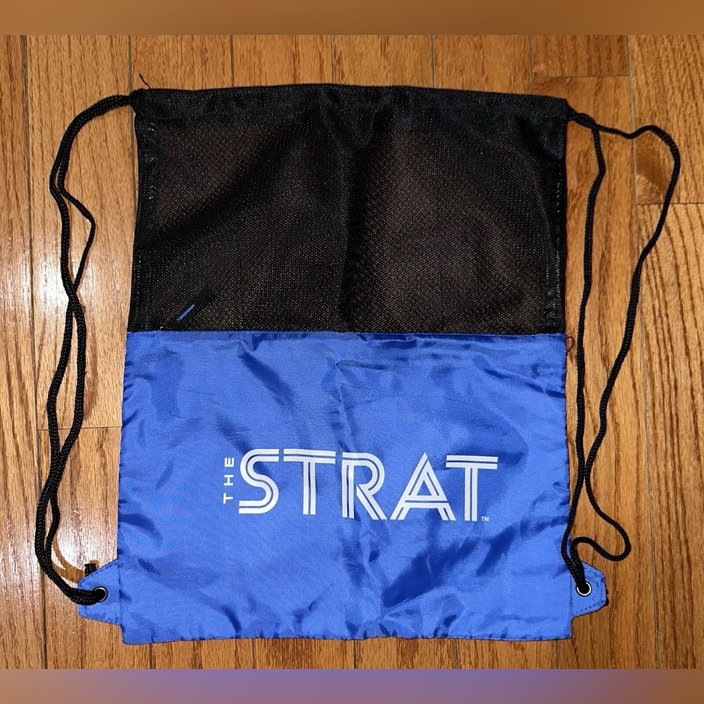 The Strat Sackpack [Black & Blue]